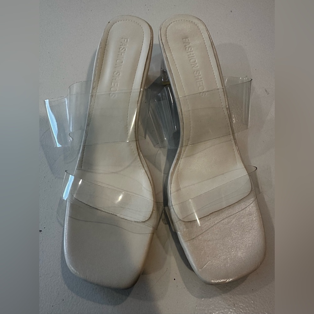 Transparent mid Heeled Sandals - Picture 3 of 4